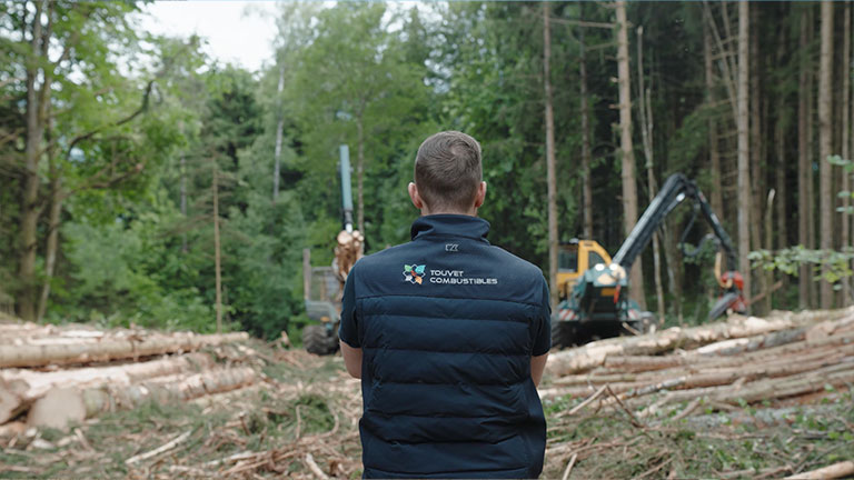 vidéo granulé de bois touvet combustibles